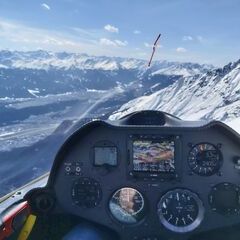 Flugwegposition um 12:17:19: Aufgenommen in der Nähe von Innsbruck, Österreich in 2474 Meter